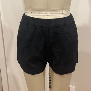 Madewell / Pull-on shorts / size XXS / like new